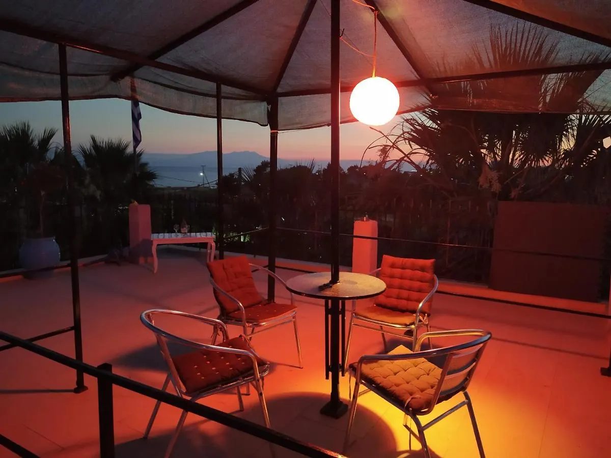 Villa Mitselo Apartments نيا بلاجيا