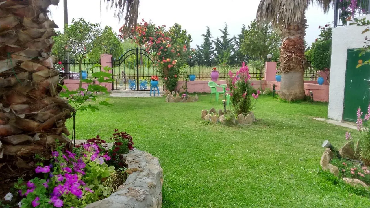 Villa Mitselo Apartments نيا بلاجيا 0*,  اليونان
