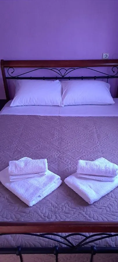 Villa Mitselo Apartments نيا بلاجيا